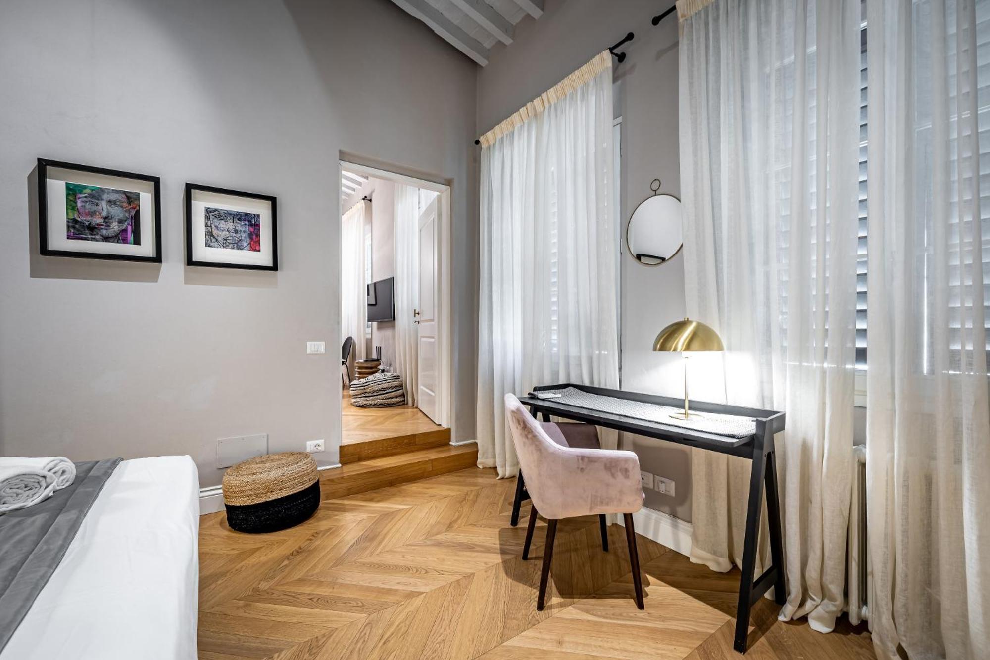 Hs4U Ricasoli Luxury Apartment Near Duomo N.1 Florens Exteriör bild